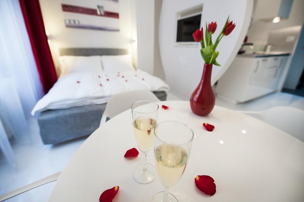 Honeymoon Ruterra Studio Praga Habitación foto